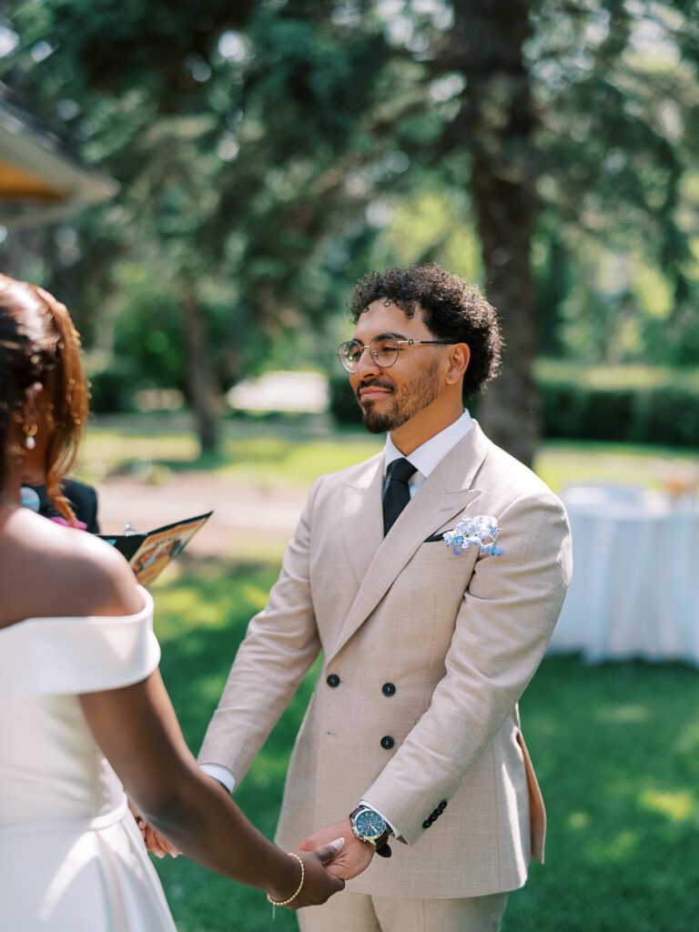 Calgary Wedding at Inn on Officer's Garden