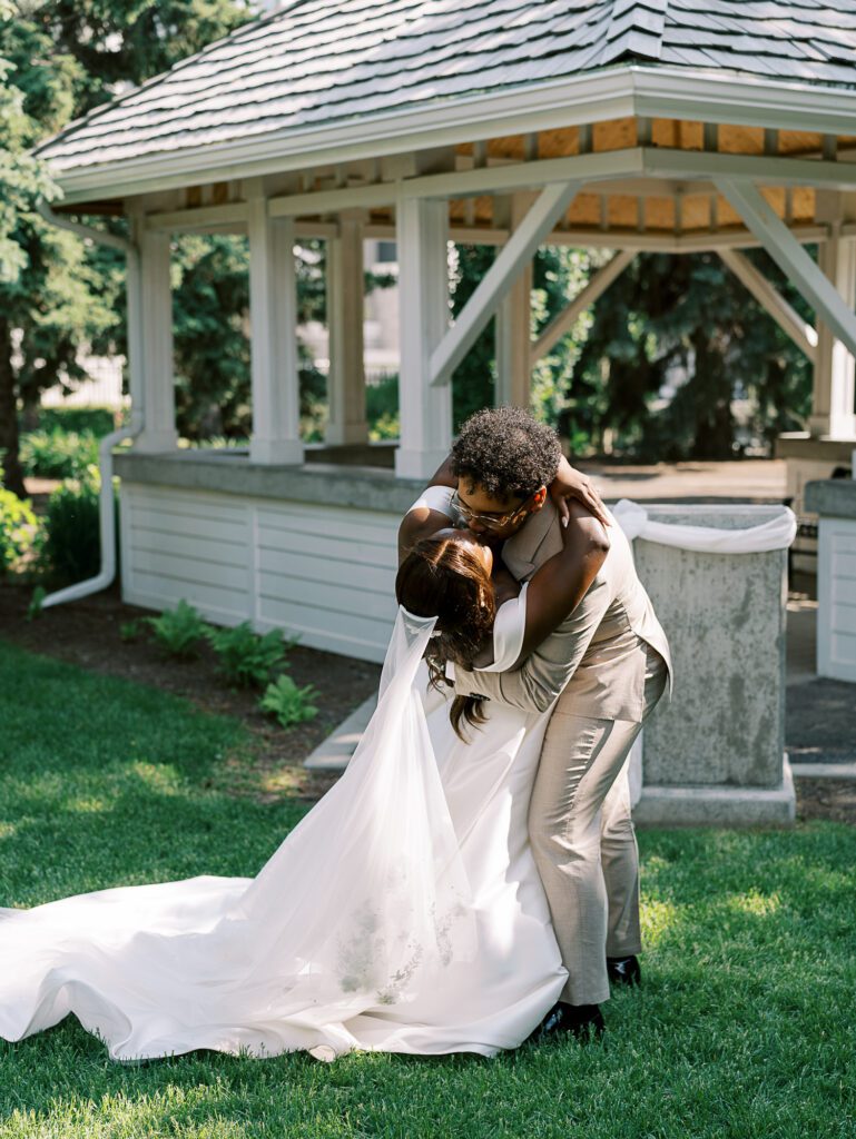 Calgary Wedding at Inn on Officer's Garden