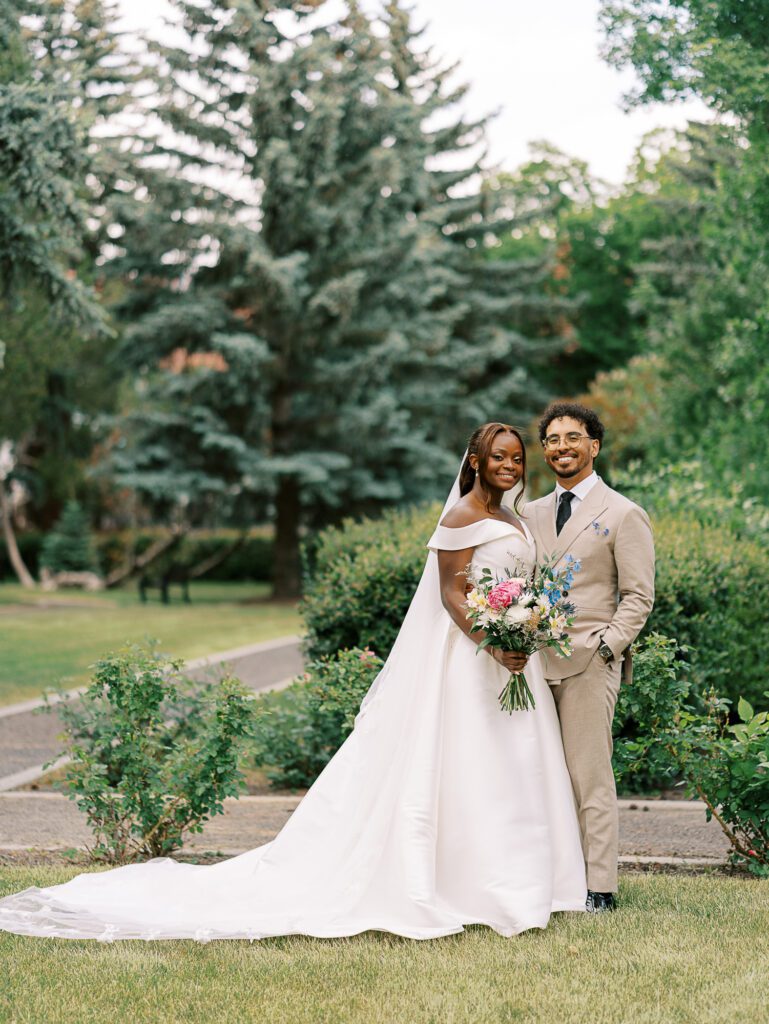 Calgary Wedding at Inn on Officer's Garden