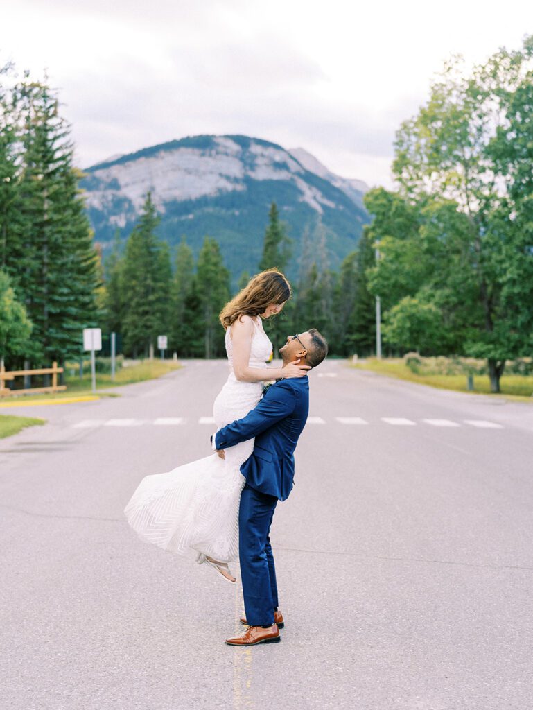 Tunnel Mountain Wedding